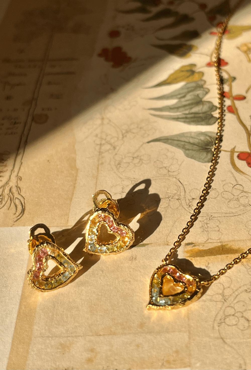 Pacharee Mini Heart Rainbow Sapphire (Valentine Exclusive)