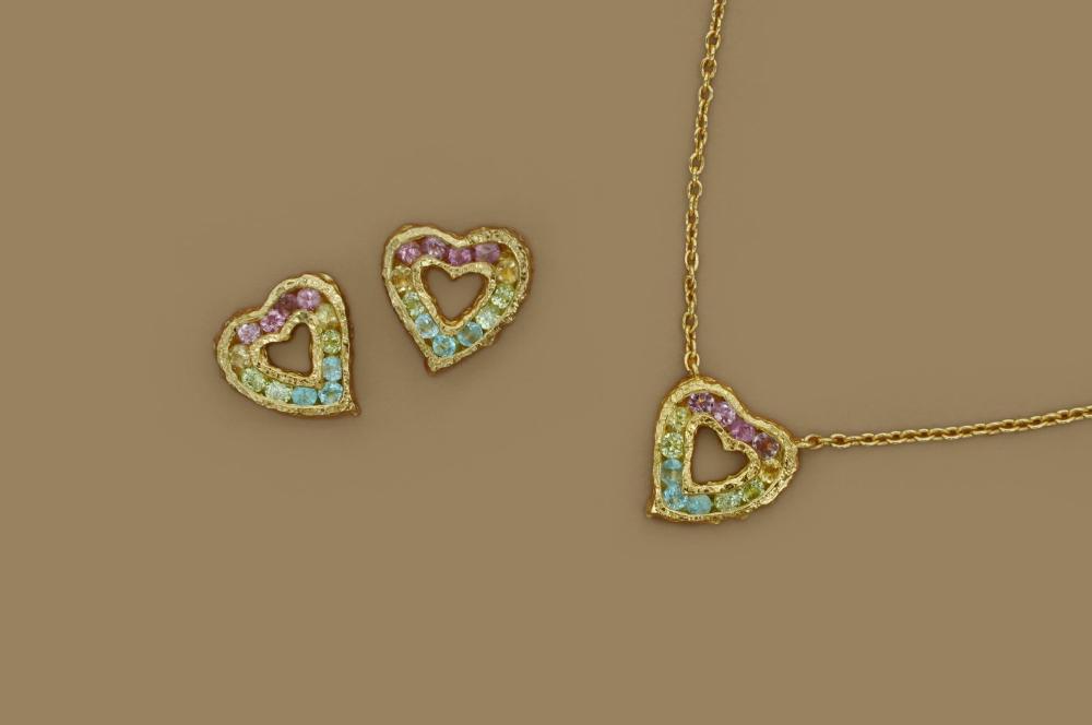 pacharee Mini Heart Rainbow Sapphire (Valentine Exclusive)