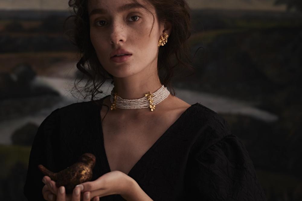 Pacharee Butterfly Choker