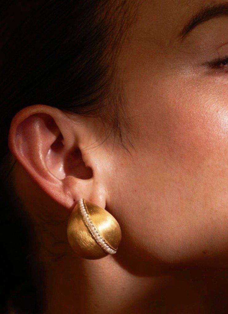 Pacharee Gold Drop Hoops