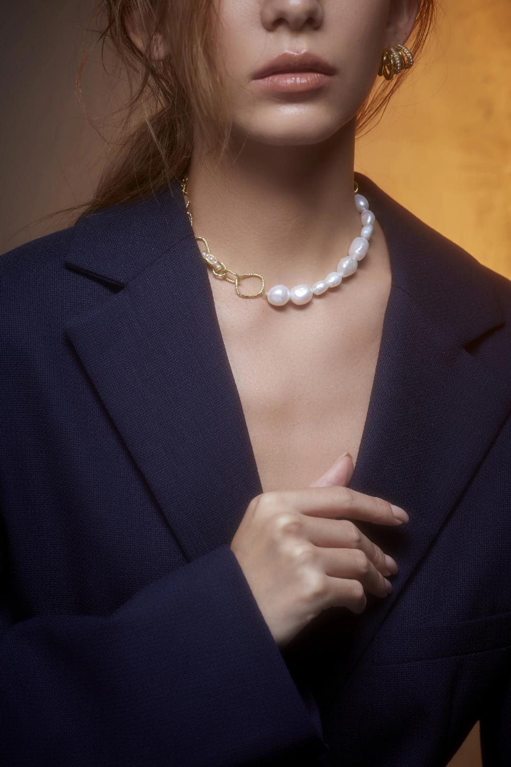 pacharee Pacharee Klom Chain