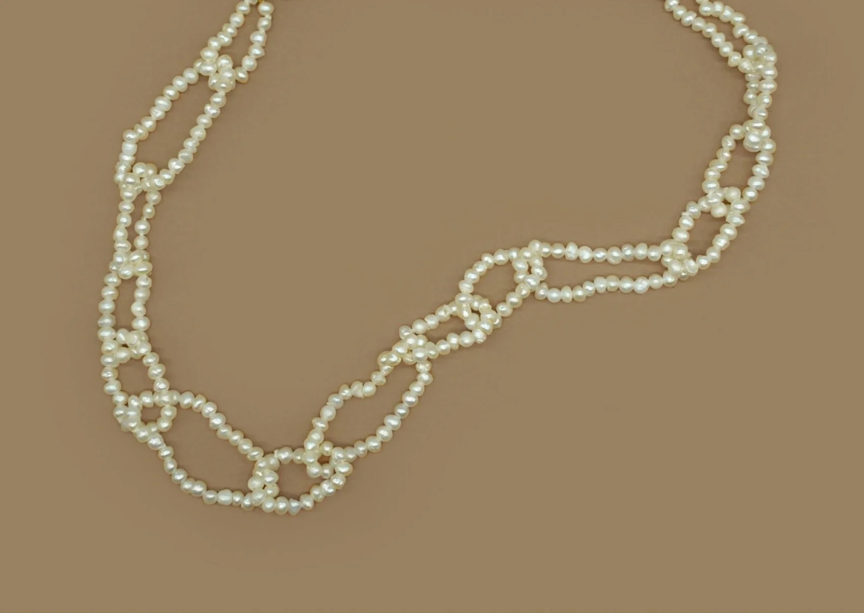 Pacharee Pearl Chain