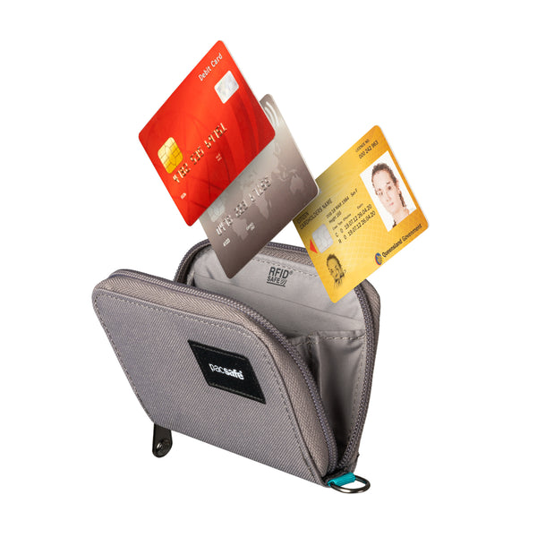 Pacsafe Pacsafe® RFIDsafe™ RFID Blocking Card Wallet