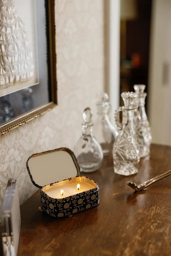 Paddywax Black Fig & Olive - 4.5 Oz Tin Candle