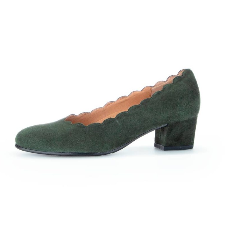 padmore & barnes Gabor Ladies Court Shoe – Olive
