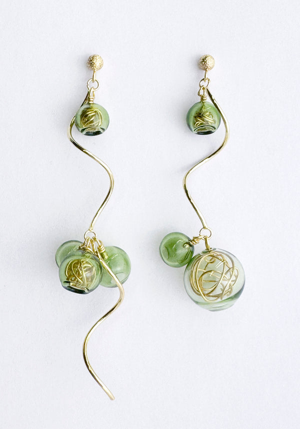 paisie Asymmetrical Swirl Sphere Earrings