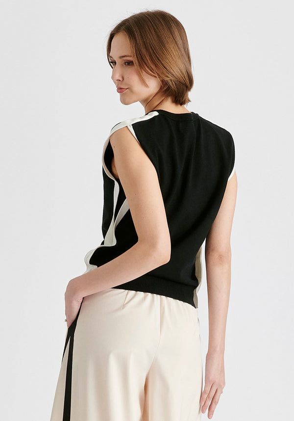 paisie Contrast Trim Round Neck Knit Top