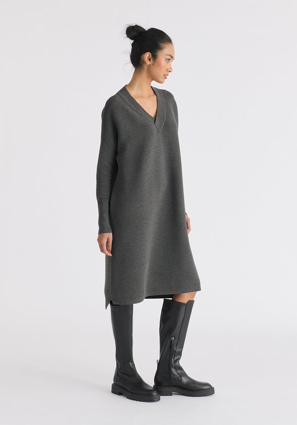 Paisie Paisie V-Neck Ribbed Jumper Dress