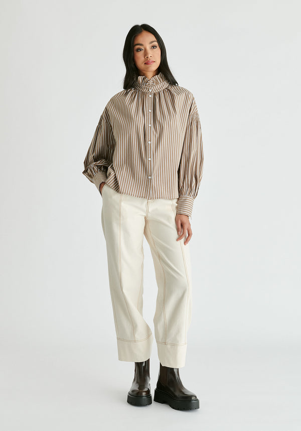 Paisie Puff Sleeve Shirt With Ruffled Collar