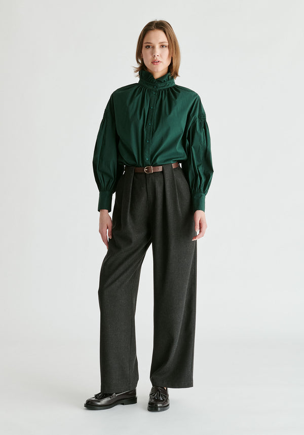 paisie Puff Sleeve Shirt with Ruffled Collar