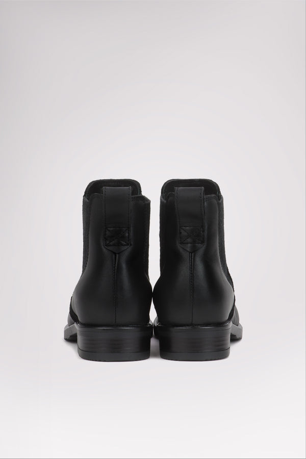 Pajar Canada Chelsea Women's Heritage Pull-Up Boot