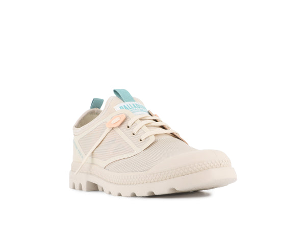 Palladium PAMPA LT TRAVEL LO VT ALMOND MILK