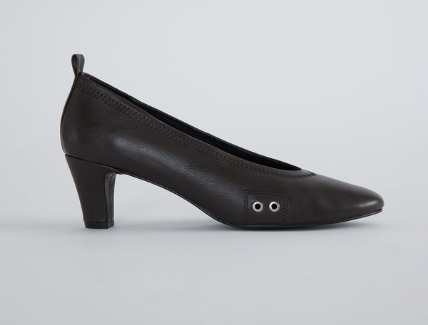 Paloma Wool Leather Pumps No 2577 / Uma