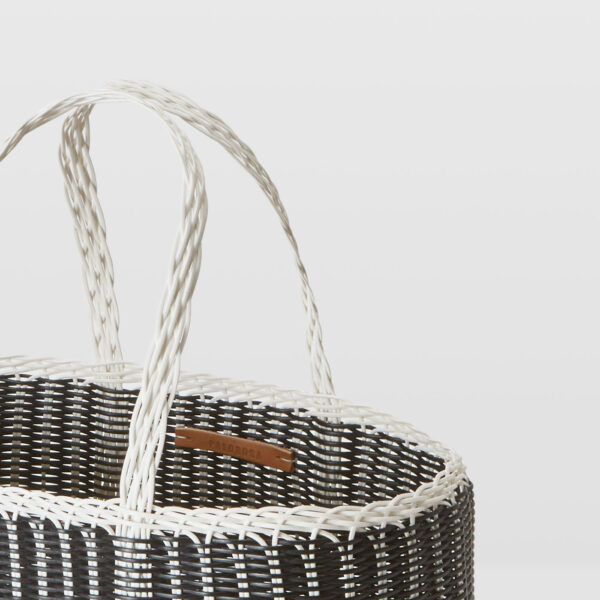 Palorosa Flat | Small Black + White