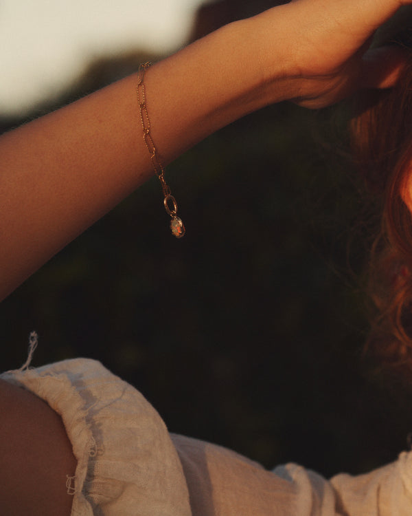 Pamela Love Ovalado Charm