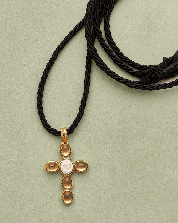 Pamela Love Paola Pendant