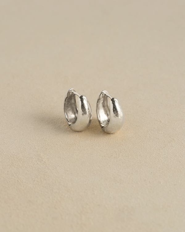 pamela love Tappered Tube hoop