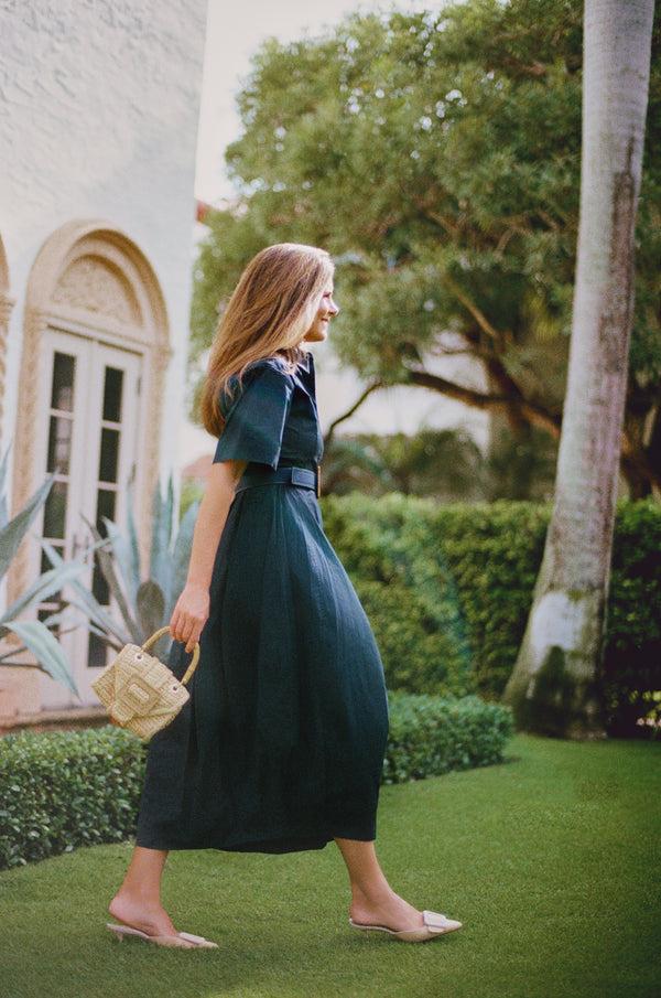 Pamela Munson The Avis Mini