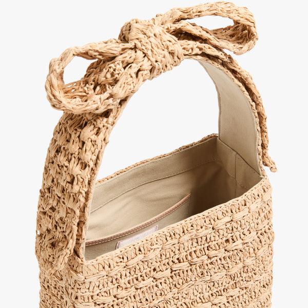 Pamela Munson The Lucinda