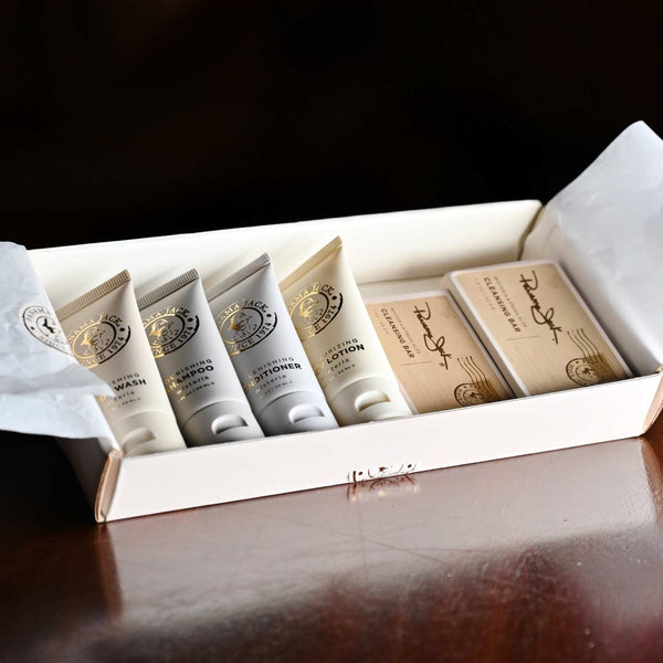 Panama Jack Wisteria Amenity Kit