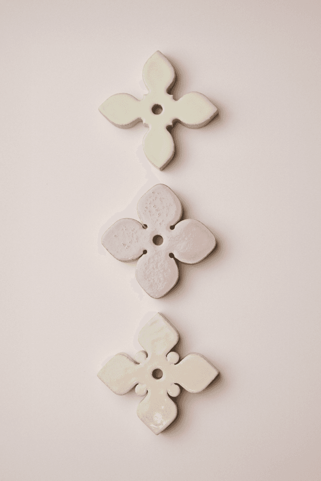 paper collective Ceramic Wall Flowers - Pastel Glaze