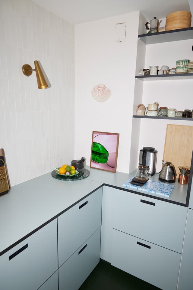 Paper Collective Chromatic Rear