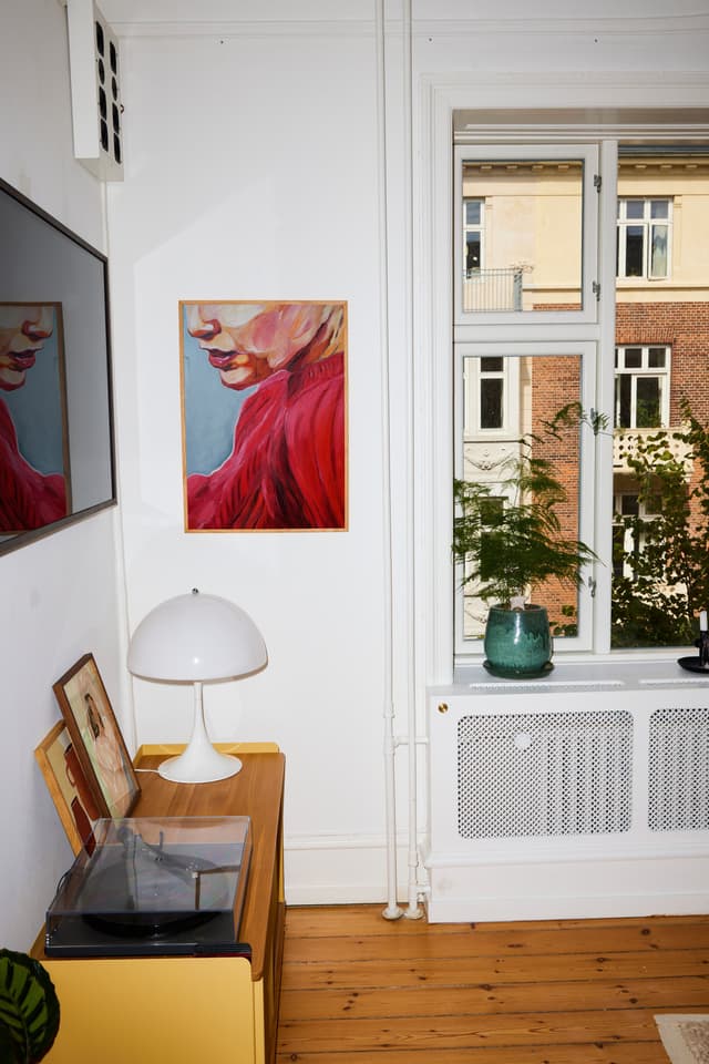 paper collective Element Of Her