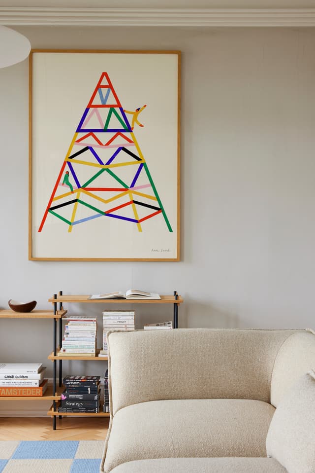 Paper Collective Escalader