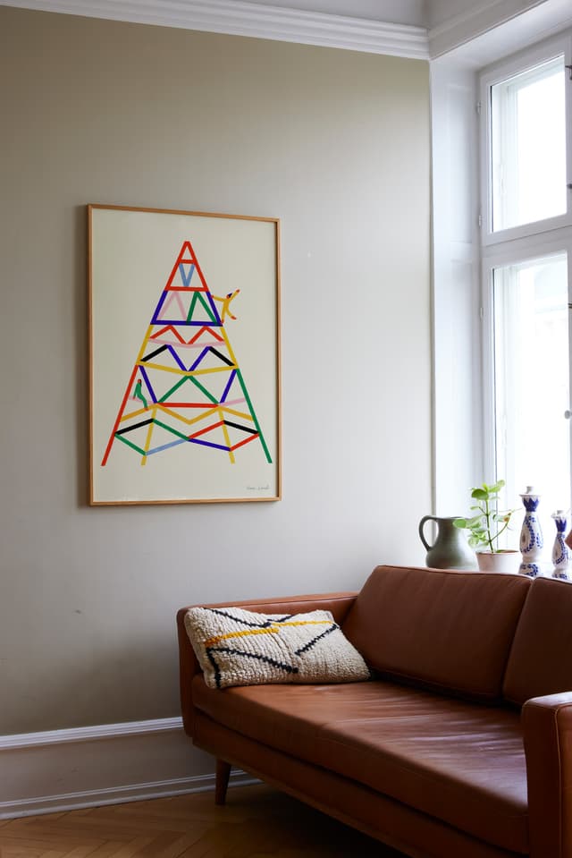 Paper Collective Escalader