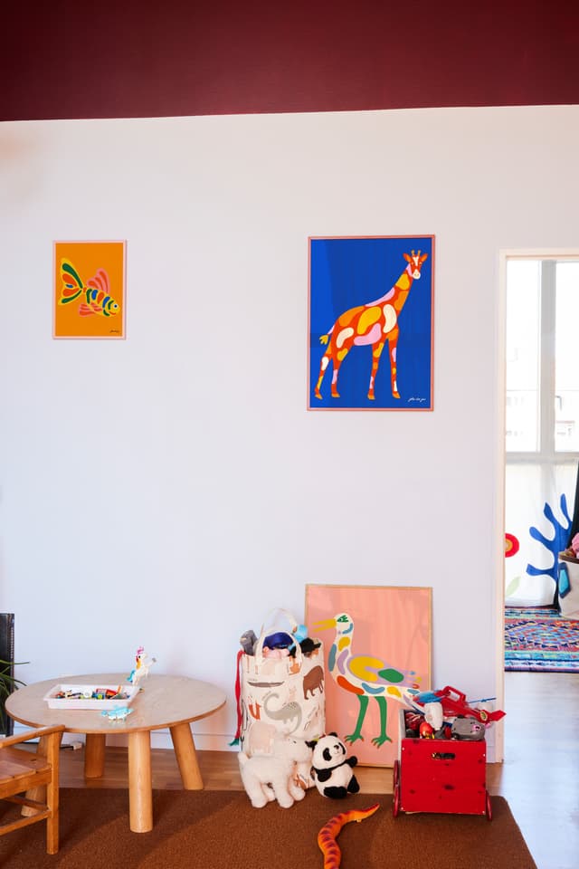 Paper Collective Giraffe