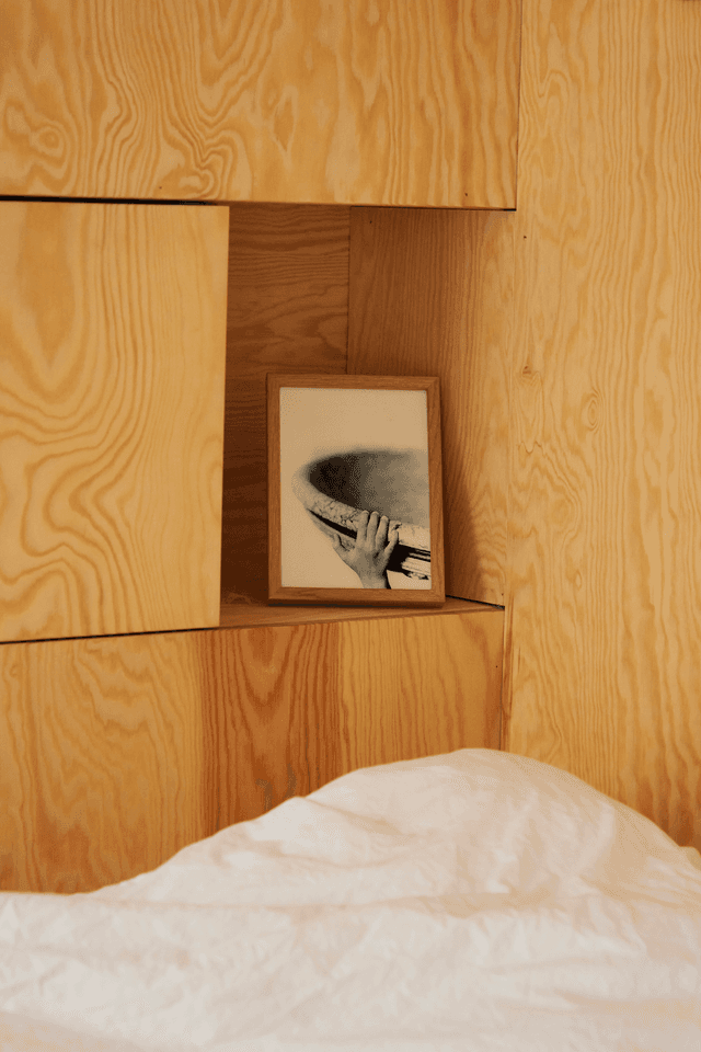 paper collective Hand and Bowl