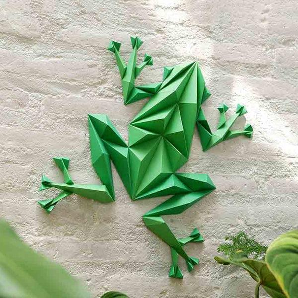 papercraft world Frog Wall Art for Home Decor (DIY Papercraft)