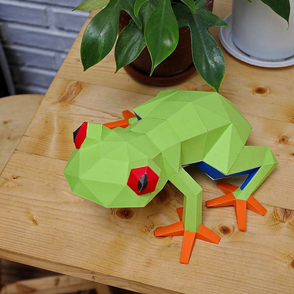 Papercraft World Frog 3D Paper Model Lamp