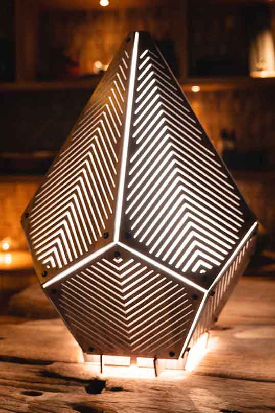 papercraft world SINAR Linez Table Lamp