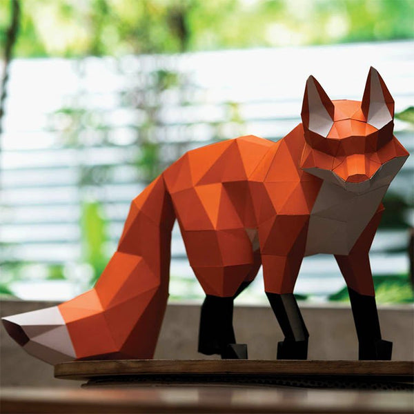 papercraft world Walking Fox Model
