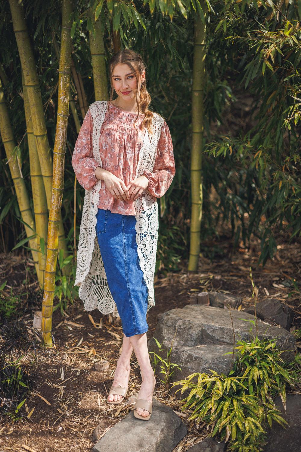 papillon Crochet High Low Open Vest