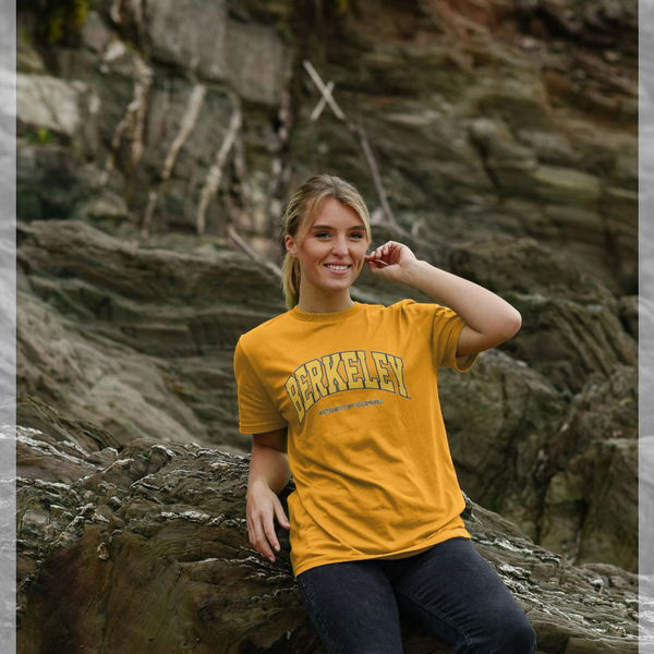 parka london Park Fields Berkeley University of California Arch Gold T-Shirt