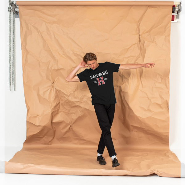 parka london Park Fields Harvard University Est 1636 Black T-Shirt