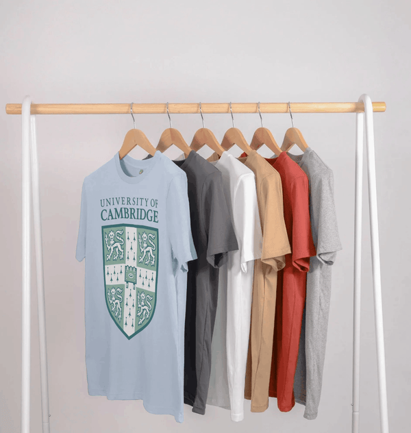 parka london Park Fields University Of Cambridge Shield Sky T-Shirt