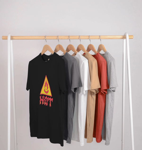 parka london Cheetos Hot Black T-Shirt