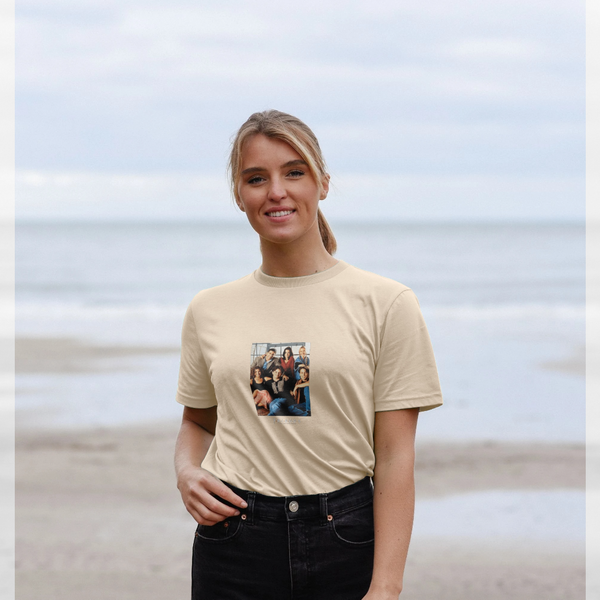 parka london Friends Cast Photo Cream T-Shirt
