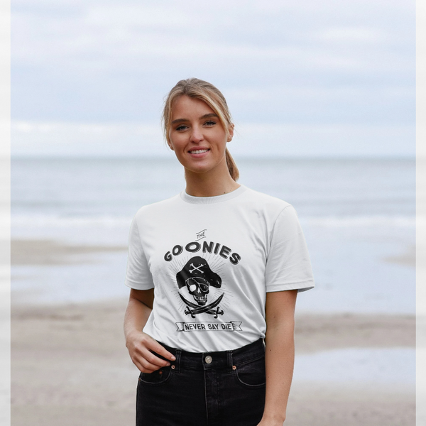 parka london The Goonies 'Never Say Die' Pirate White T-Shirt