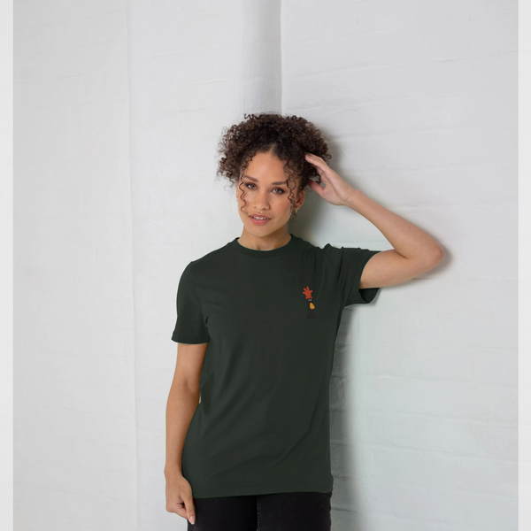 parka london Wallace & Gromit Feathers McGraw Chest Print Grey T-Shirt