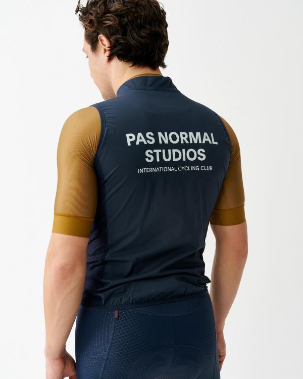 Pas Normal Studios Men's Mechanism Stow Away Gilet
