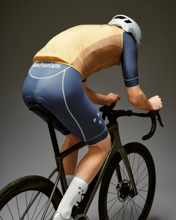 Pas Normal Studios Men's Mechanism Stow Away Gilet