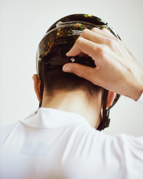 Pas Normal Studios T.K.O. Falconer Aero 2Vi MIPS PNS Helmet