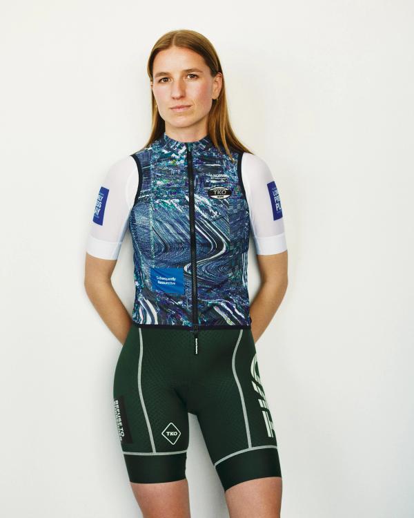 Pas Normal Studios Women's T.K.O. Mechanism Stow Away Gilet