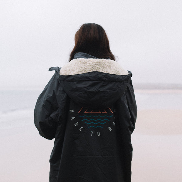 Passenger Escapism Recycled Sherpa Lined Changing Robe