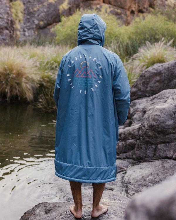 passenger Escapism Recycled Sherpa Lined Changing Robe
