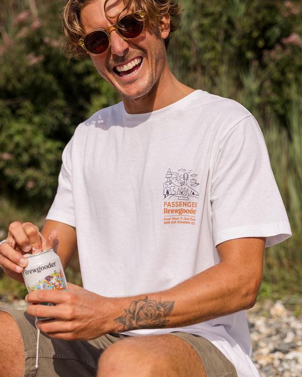 Passenger Men's Brews & Views T-Shirt Passenger X Brewgooder